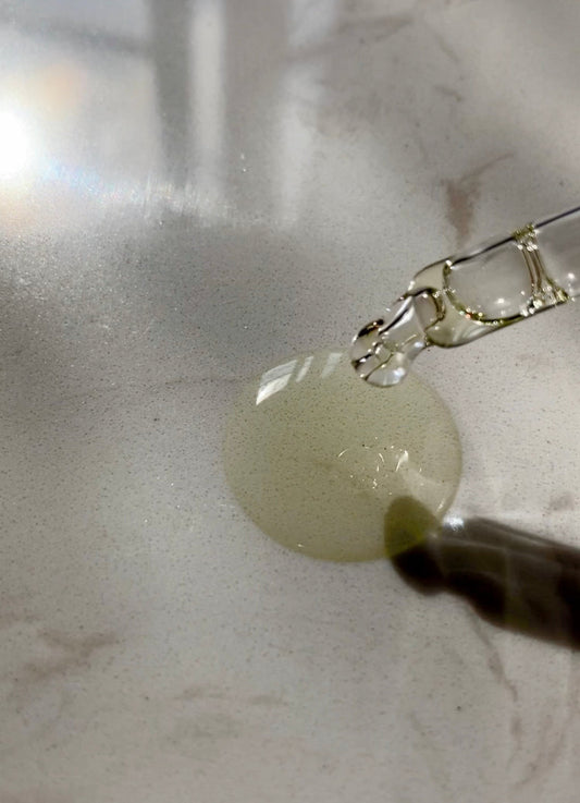 Pourquoi Utiliser des Cosmétiques Sans Eau ?